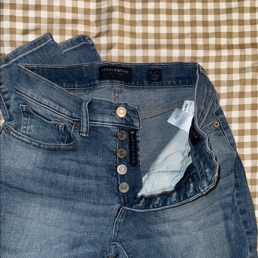 Lucky Brand High Rise Blue Jeans